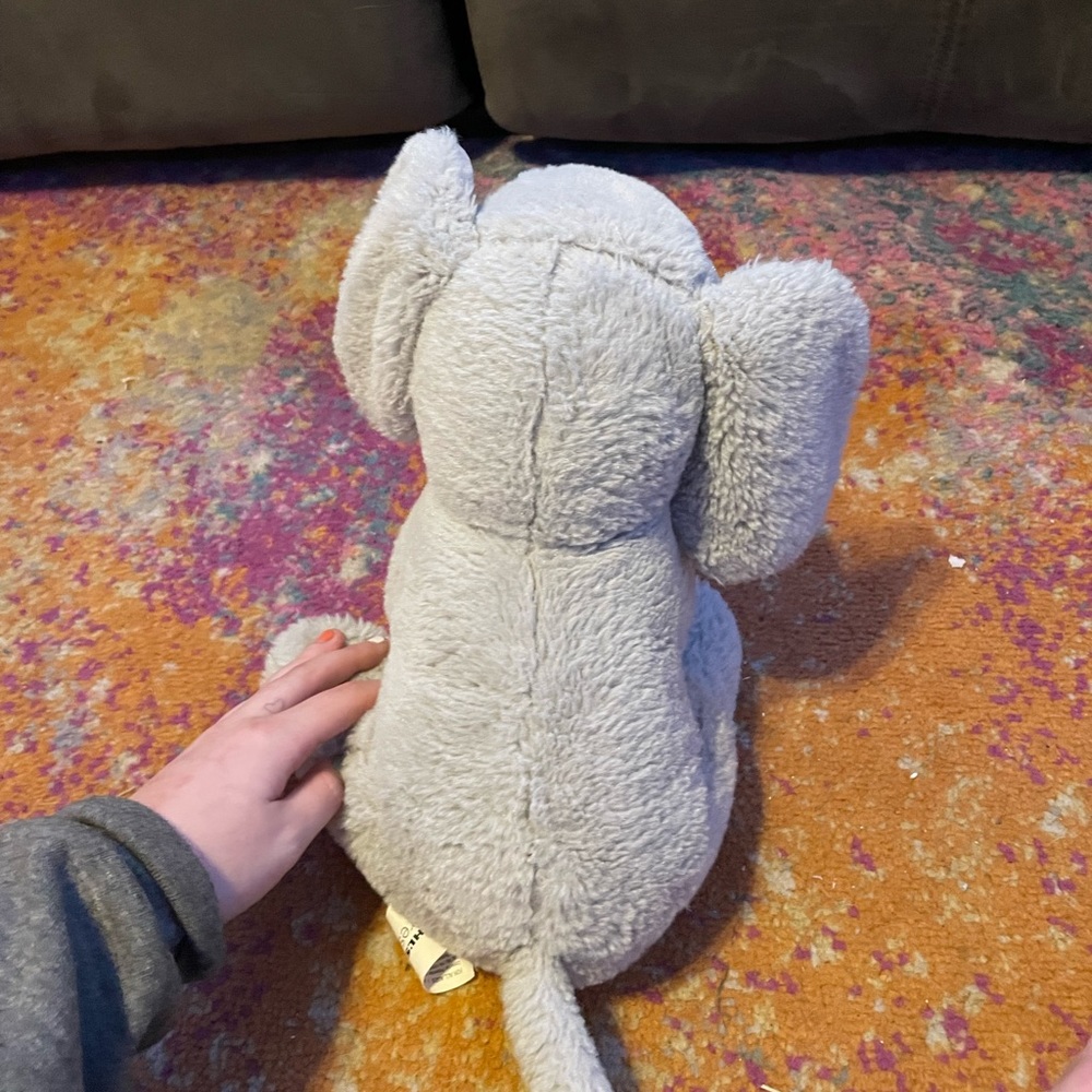 Stuffed elephant - Picture 2 of 2